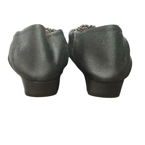 Derek Lam  The Imani elastic bootie in sleek satin, handcrafted in Italy. - Picture 4 of 7